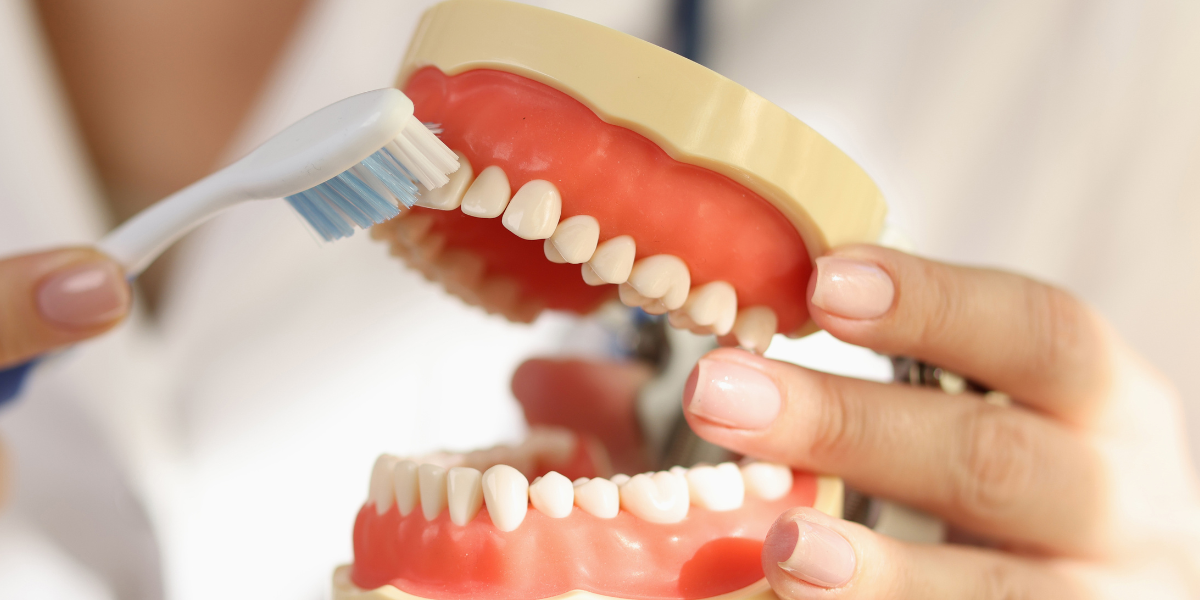 7 Cara Sikat Gigi yang Benar Biar Gak Cepat Rusak